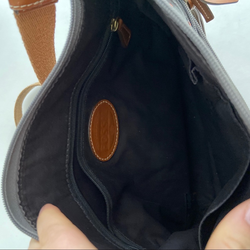 FOSSIL Keyper crossbody - Picture 9 of 13